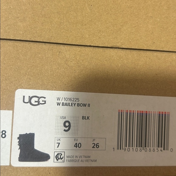 UGG- Bailey Bow II, BLK, women QS - Picture 7 of 9